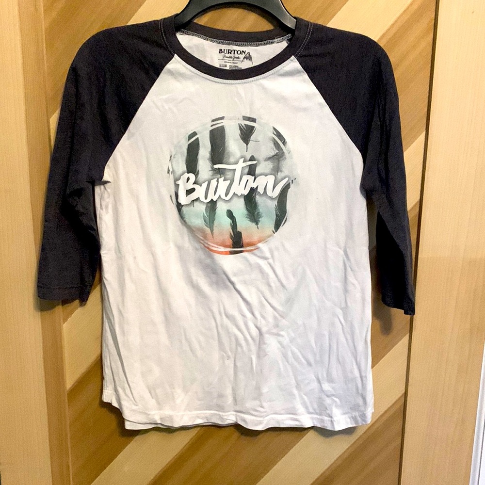 Size S Burton 3/4 Sleeve Tee